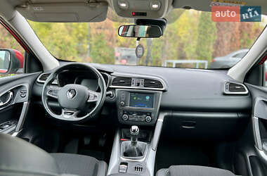 Позашляховик / Кросовер Renault Kadjar 2015 в  фото 66 Позашляховик / Кросовер Renault Kadjar 2015 в