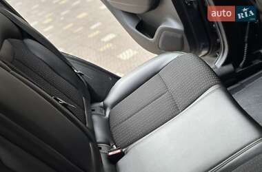 Внедорожник / Кроссовер Renault Kadjar 2016 в 