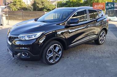 Внедорожник / Кроссовер Renault Kadjar 2015 в 