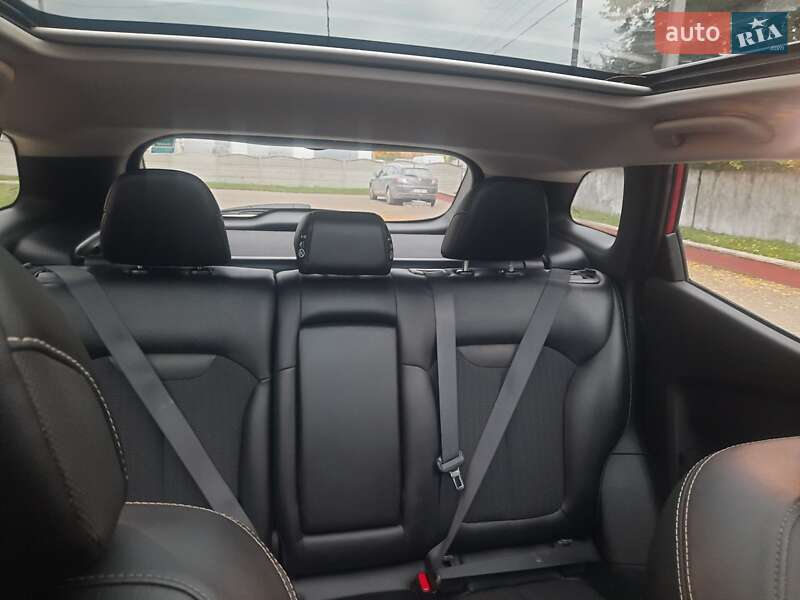 Внедорожник / Кроссовер Renault Kadjar 2016 в Ровно