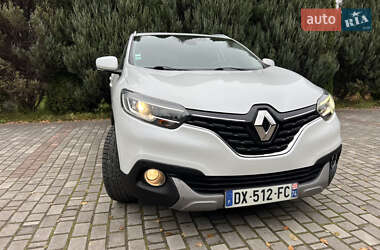 Внедорожник / Кроссовер Renault Kadjar 2015 в 