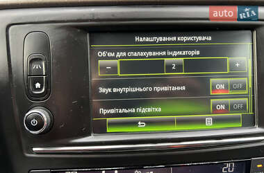 Внедорожник / Кроссовер Renault Kadjar 2015 в 