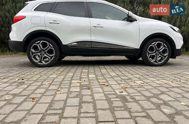 Внедорожник / Кроссовер Renault Kadjar 2015 в 