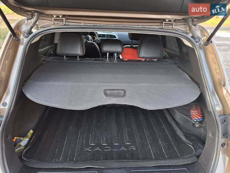 Внедорожник / Кроссовер Renault Kadjar 2016 в Тернополе