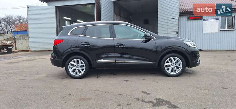 Внедорожник / Кроссовер Renault Kadjar 2016 в Новоархангельске