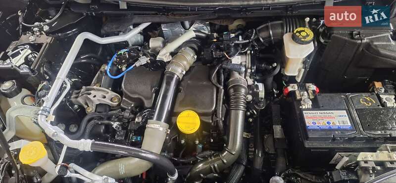 Внедорожник / Кроссовер Renault Kadjar 2016 в Новоархангельске