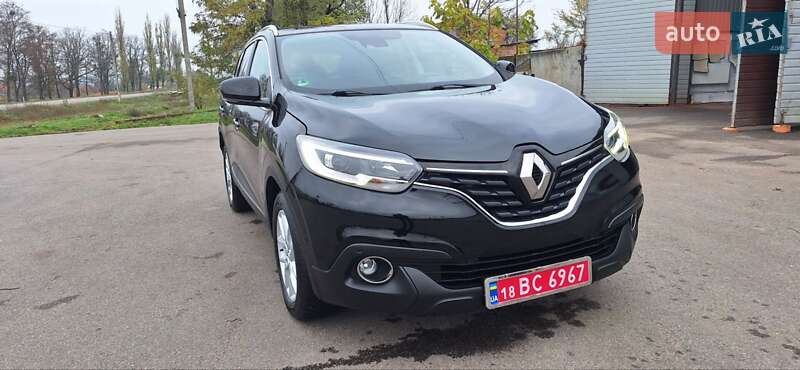 Внедорожник / Кроссовер Renault Kadjar 2016 в Новоархангельске