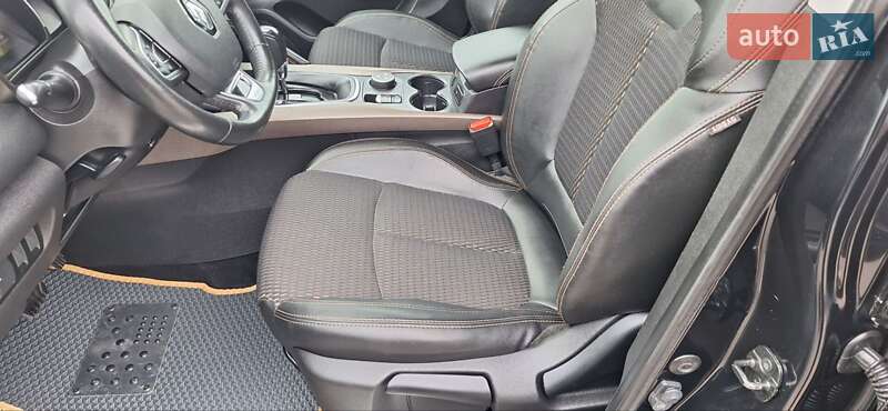 Внедорожник / Кроссовер Renault Kadjar 2016 в Новоархангельске