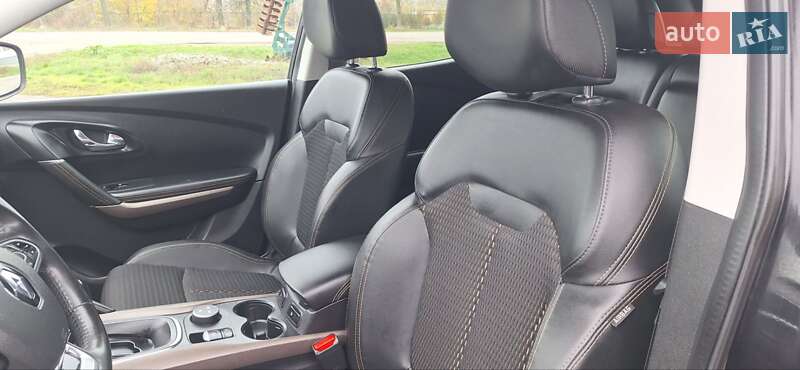 Внедорожник / Кроссовер Renault Kadjar 2016 в Новоархангельске