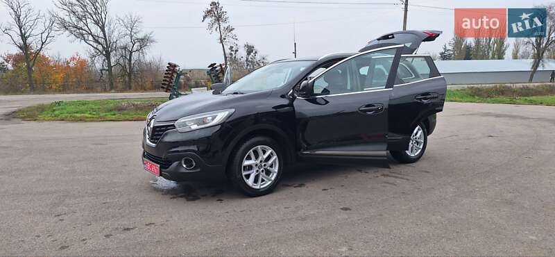 Внедорожник / Кроссовер Renault Kadjar 2016 в Новоархангельске