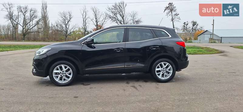 Внедорожник / Кроссовер Renault Kadjar 2016 в Новоархангельске