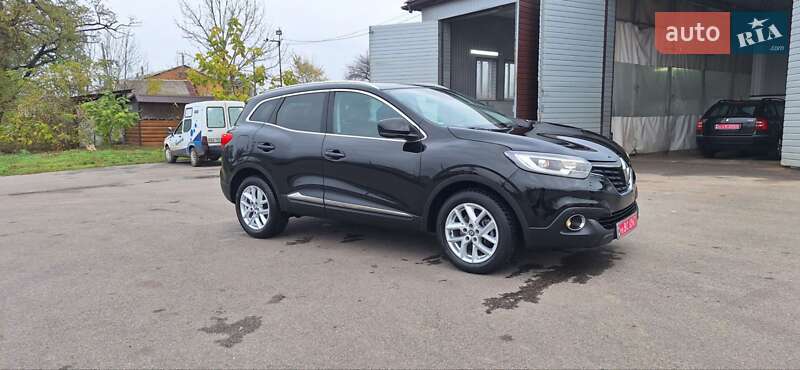 Внедорожник / Кроссовер Renault Kadjar 2016 в Новоархангельске