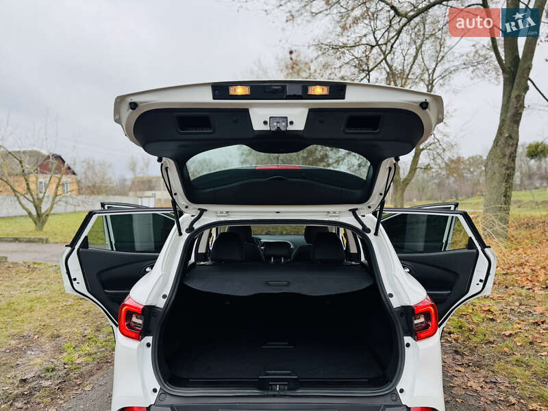 Внедорожник / Кроссовер Renault Kadjar 2018 в Ромнах фото 18 Внедорожник / Кроссовер Renault Kadjar 2018 в Ромнах