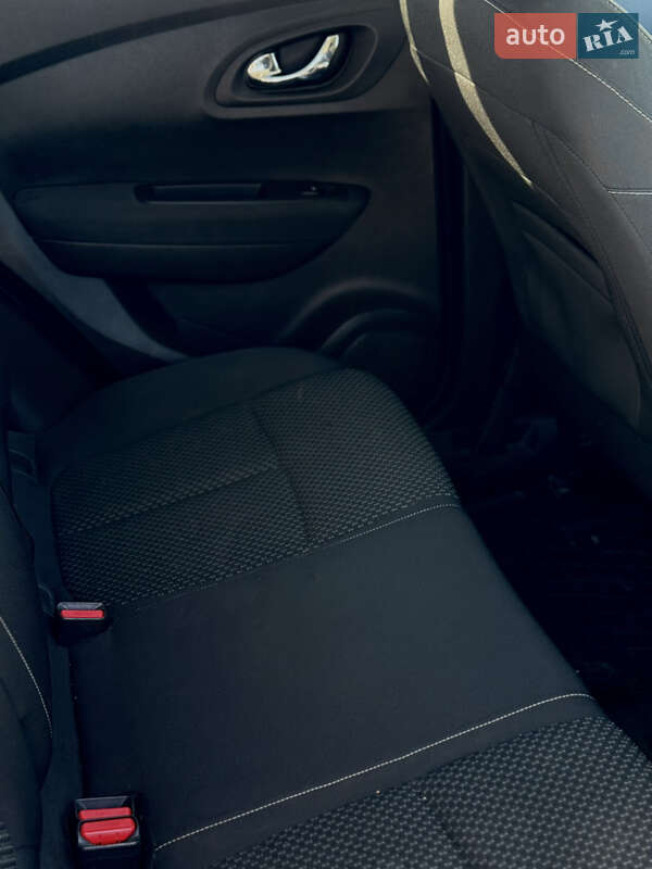 Внедорожник / Кроссовер Renault Kadjar 2016 в Теофиполе фото 18 Внедорожник / Кроссовер Renault Kadjar 2016 в Теофиполе