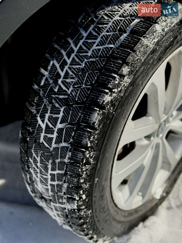 Внедорожник / Кроссовер Renault Kadjar 2016 в Теофиполе фото 24 Внедорожник / Кроссовер Renault Kadjar 2016 в Теофиполе