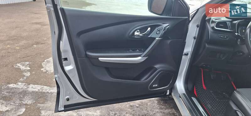 Внедорожник / Кроссовер Renault Kadjar 2017 в Новоархангельске фото 44 Внедорожник / Кроссовер Renault Kadjar 2017 в Новоархангельске