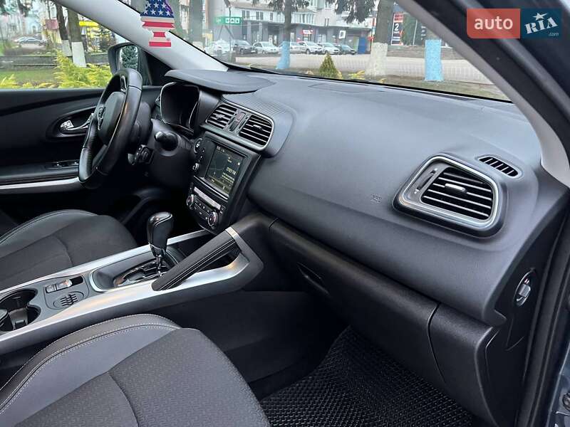 Внедорожник / Кроссовер Renault Kadjar 2015 в Баре