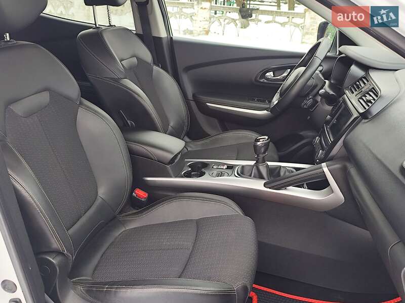 Внедорожник / Кроссовер Renault Kadjar 2016 в Новоархангельске