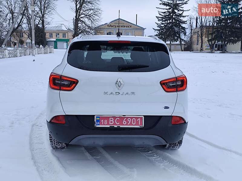 Внедорожник / Кроссовер Renault Kadjar 2016 в Новоархангельске