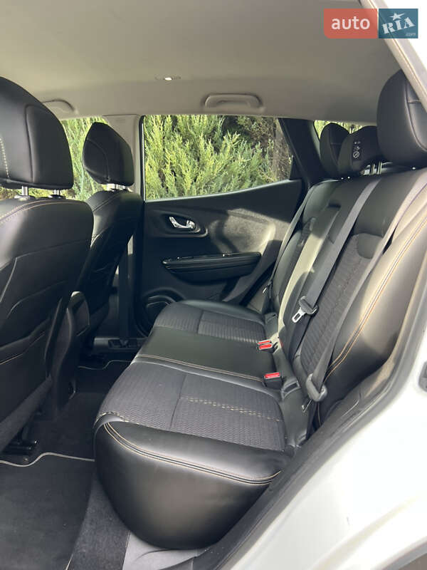 Внедорожник / Кроссовер Renault Kadjar 2015 в Самборе фото 80 Внедорожник / Кроссовер Renault Kadjar 2015 в Самборе