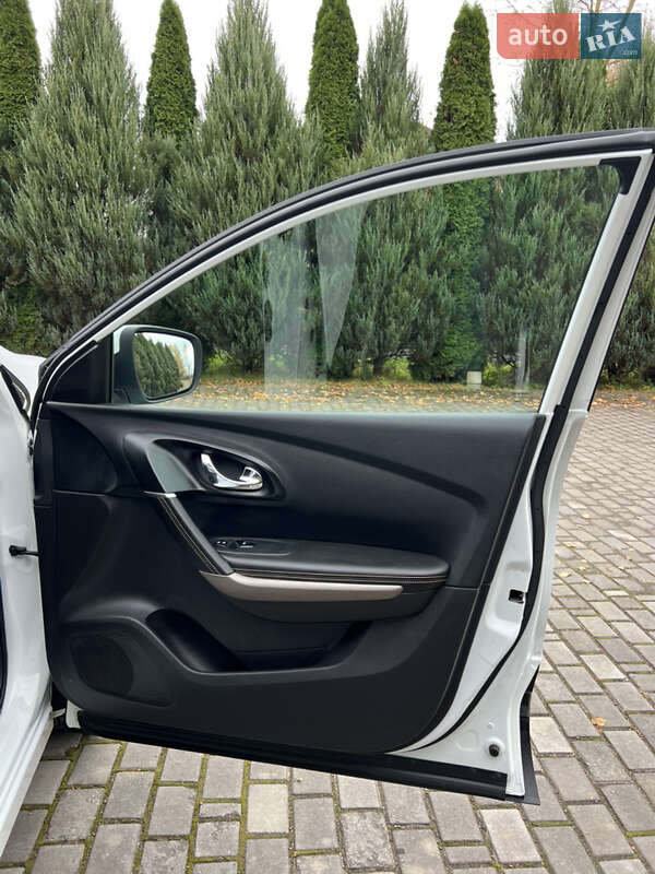 Внедорожник / Кроссовер Renault Kadjar 2015 в Самборе фото 93 Внедорожник / Кроссовер Renault Kadjar 2015 в Самборе