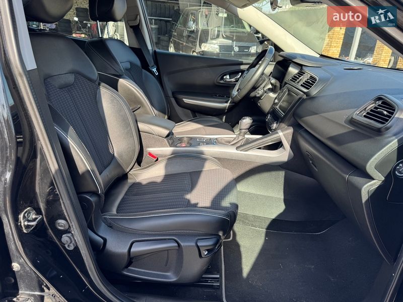 Внедорожник / Кроссовер Renault Kadjar 2016 в Луцке