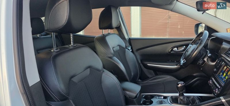 Позашляховик / Кросовер Renault Kadjar 2016 в Новоархангельську