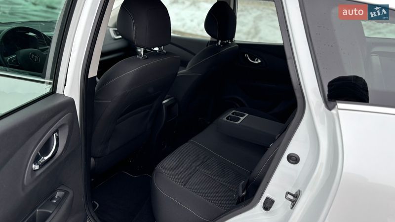 Внедорожник / Кроссовер Renault Kadjar 2017 в Млинове