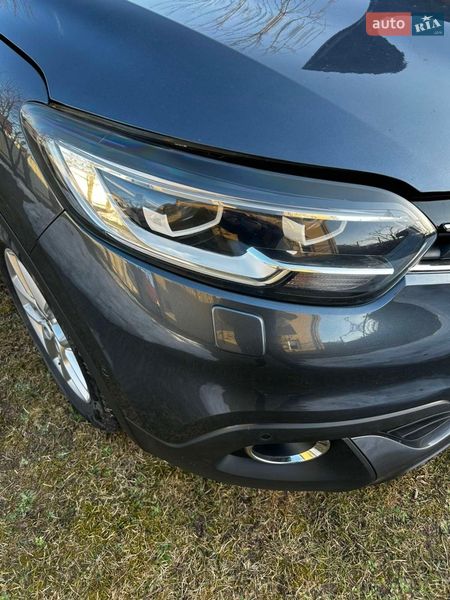 Позашляховик / Кросовер Renault Kadjar 2016 в Львові