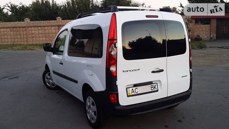 Грузопассажирский фургон Renault Kangoo 2010 в Луцке