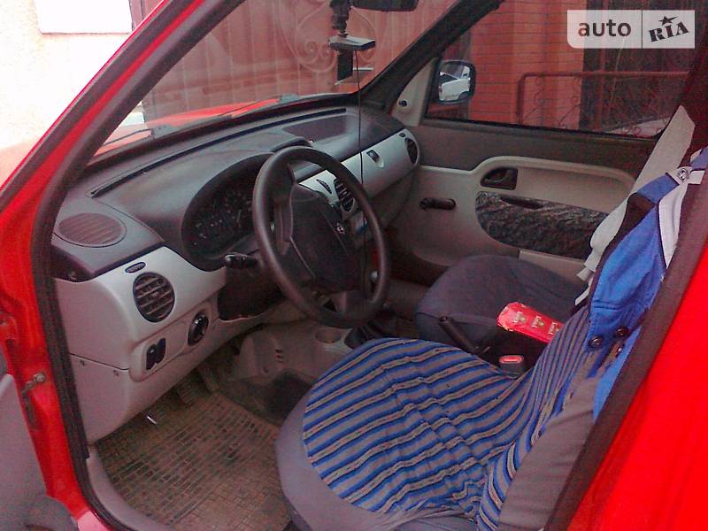 Грузопассажирский фургон Renault Kangoo 2004 в Одессе
