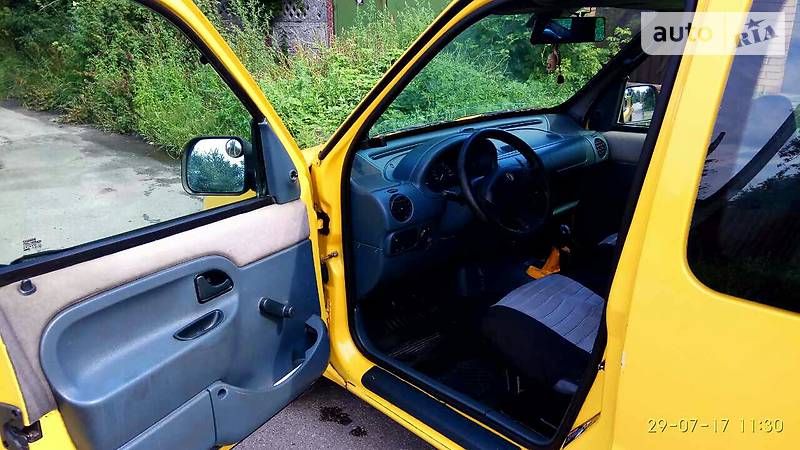 Минивэн Renault Kangoo 2000 в Чернигове