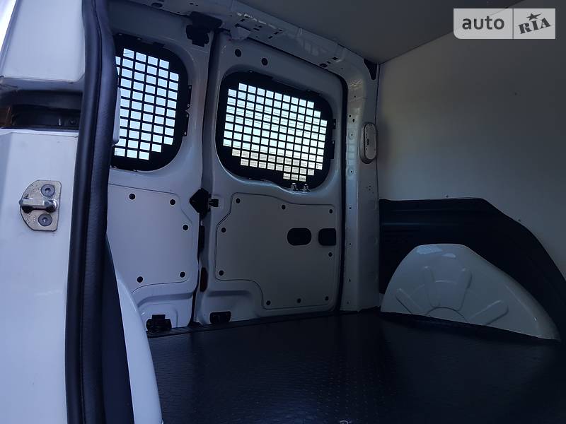 Вантажопасажирський фургон Renault Kangoo 2015 в Одесі