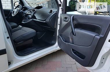 Вантажопасажирський фургон Renault Kangoo 2015 в 
