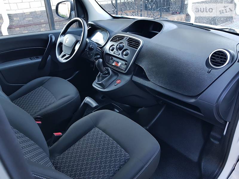 Вантажопасажирський фургон Renault Kangoo 2015 в Одесі