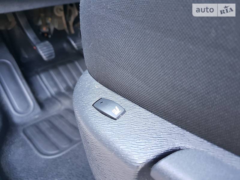 Вантажопасажирський фургон Renault Kangoo 2015 в Одесі