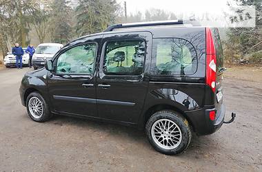 Грузопассажирский фургон Renault Kangoo 2010 в Радивилове