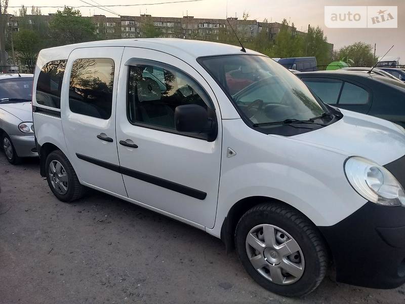 Мінівен Renault Kangoo 2009 в Кривому Розі