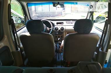 Грузопассажирский фургон Renault Kangoo 2004 в Сокале