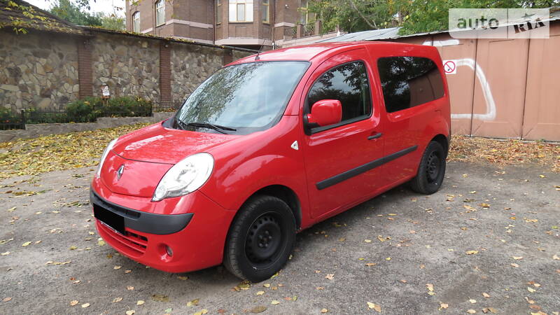 Минивэн Renault Kangoo 2010 в Киеве