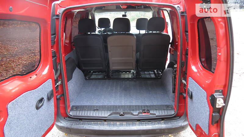 Минивэн Renault Kangoo 2010 в Киеве