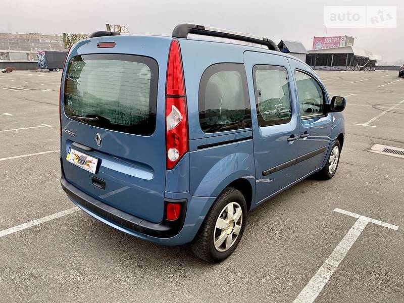 Грузопассажирский фургон Renault Kangoo 2011 в Киеве
