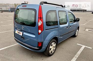 Вантажопасажирський фургон Renault Kangoo 2011 в Києві