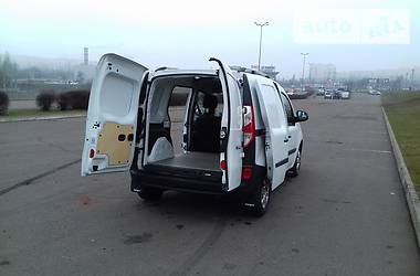 Вантажопасажирський фургон Renault Kangoo 2014 в 