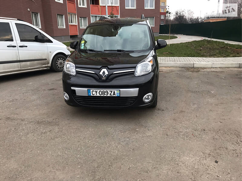 Вантажопасажирський фургон Renault Kangoo 2013 в Києві