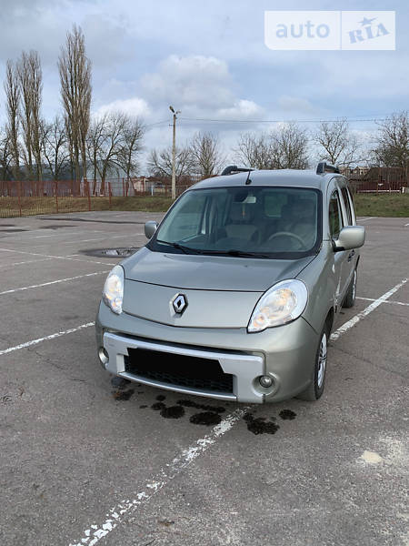 Вантажопасажирський фургон Renault Kangoo 2010 в Луцьку фото 3 Вантажопасажирський фургон Renault Kangoo 2010 в Луцьку
