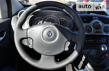 Мінівен Renault Kangoo 2012 в 
