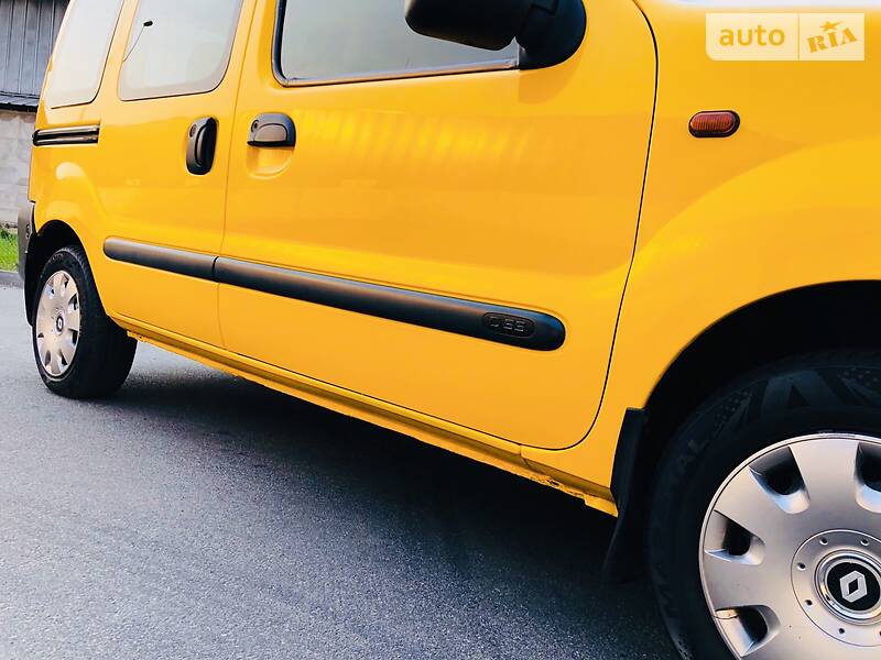 Вантажопасажирський фургон Renault Kangoo 2001 в Києві фото 9 Вантажопасажирський фургон Renault Kangoo 2001 в Києві