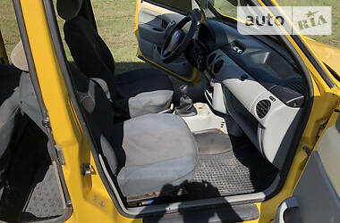 Вантажопасажирський фургон Renault Kangoo 2002 в 