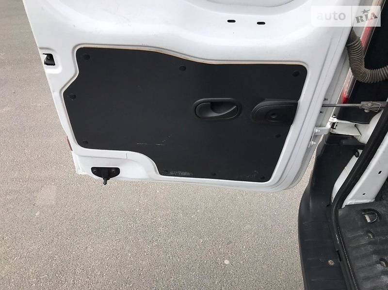 Вантажопасажирський фургон Renault Kangoo 2013 в Львові